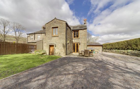 5&nbsp;Bedroom&nbsp;Detached